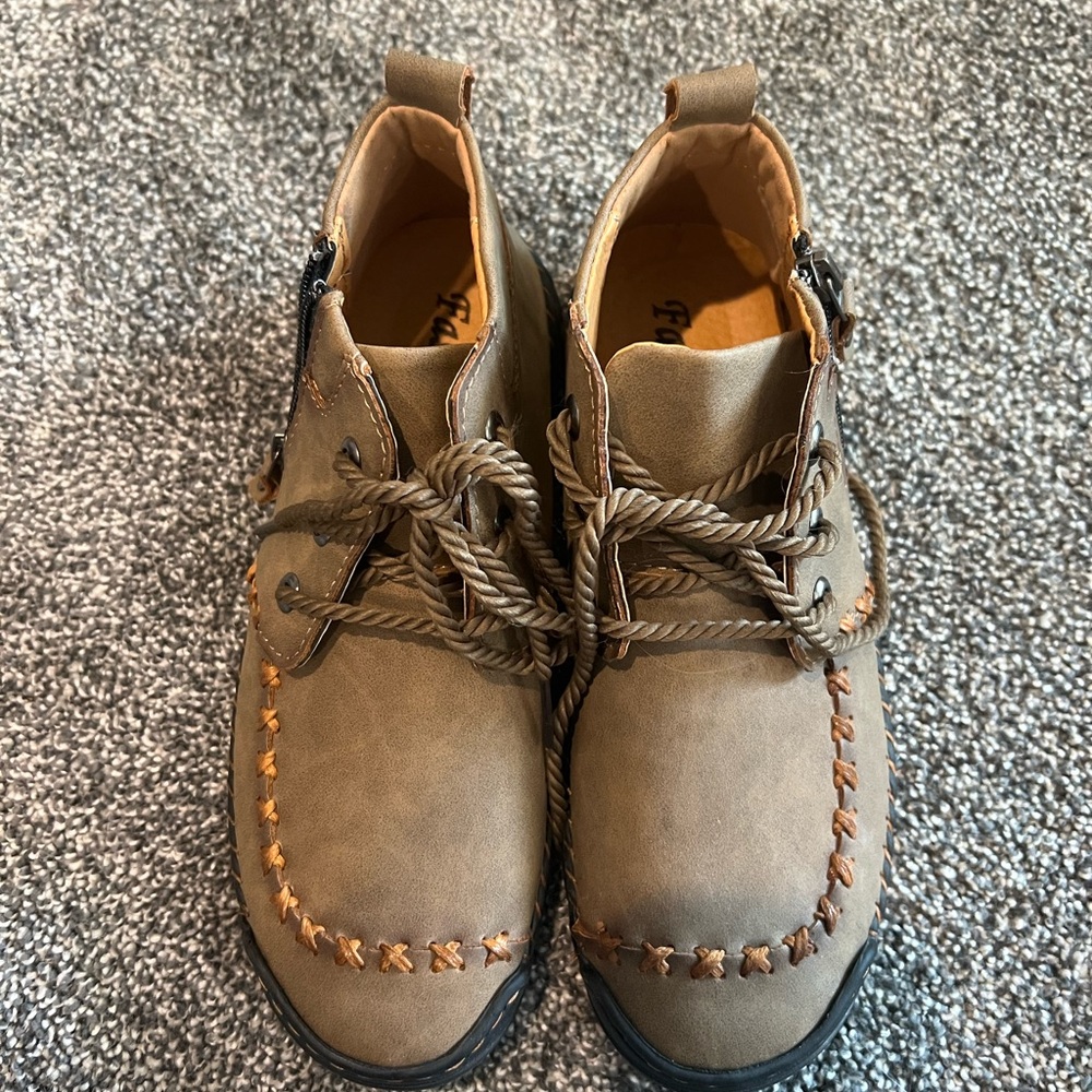 Women’s leather booties